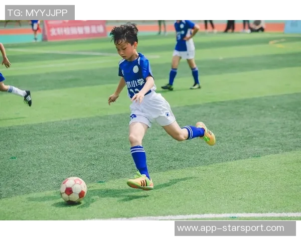 从过五关斩六将到驰骋绿茵场，他如何成就足球传奇的伟大历程